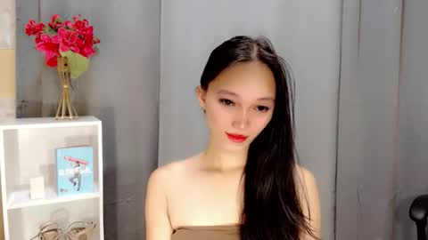 Snapshot of charm_fuckdoll8 chatting on May 2026 11:35:02 PM charm_fuckdoll8 online show from May 2026 11:35:02 PM