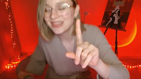 Michelle  online show from February 2025 10:17:02 AM