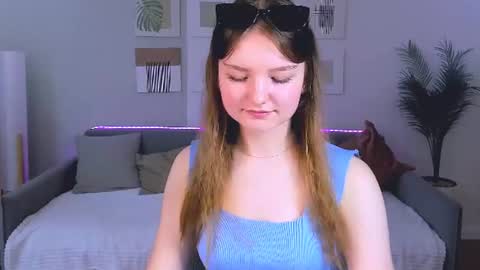 Snapshot of charminglookeva chatting on June 2026 03:38:02 AM Im Eva online show from June 2026 03:38:02 AM