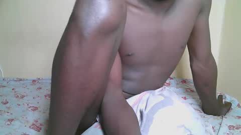 Snapshot of charmzboy chatting on October 2025 09:04:01 PM charmzboy online show from October 2025 09:04:01 PM