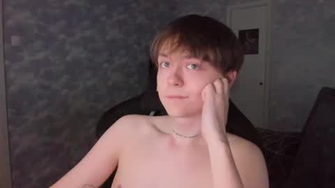 lynxy online show from December 2024 10:28:02 PM