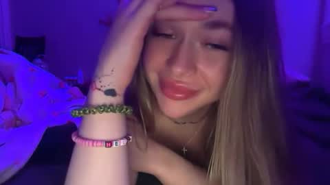 charrry online show from May 2026 01:02:02 AM