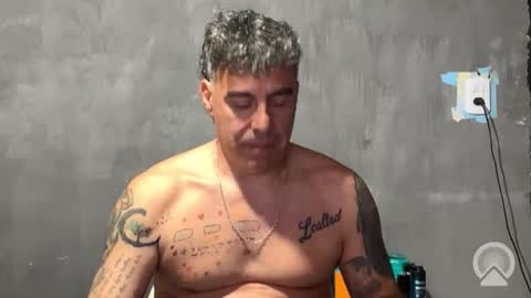 chato012 online show from November 2025 07:04:02 PM