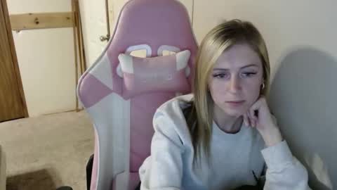 chaturerin online show from October 2025 06:42:02 PM