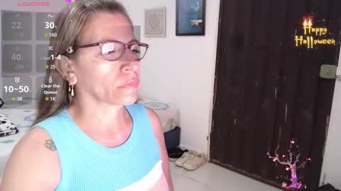 CHAYLA VICTORIA RUIZ  online show from October 2025 10:43:02 PM