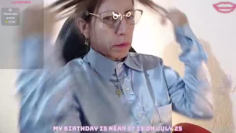 CHAYLA VICTORIA RUIZ  online show from July 2026 09:37:02 AM