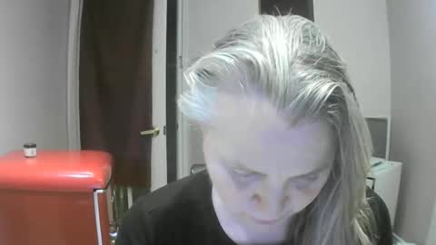 chealsiek online show from October 2025 01:02:02 AM