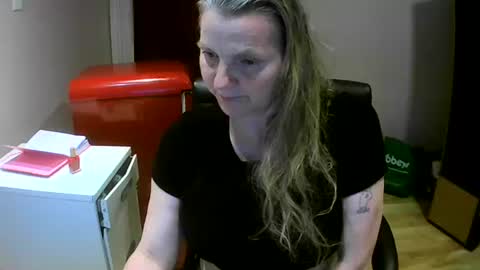 chealsiek online show from October 2025 07:14:01 PM