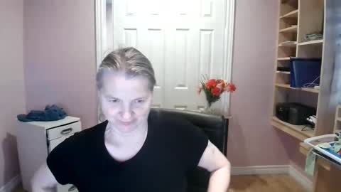 chealsiek online show from March 2026 10:14:02 PM