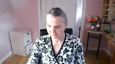 chealsiek online show from May 2026 12:55:02 PM