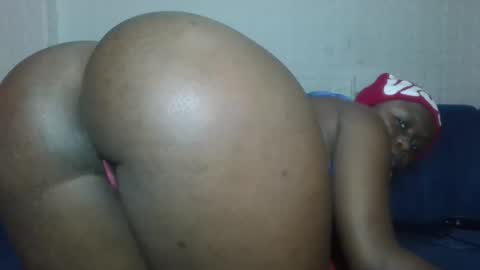 cheeky_charms online show from February 2026 03:33:01 AM