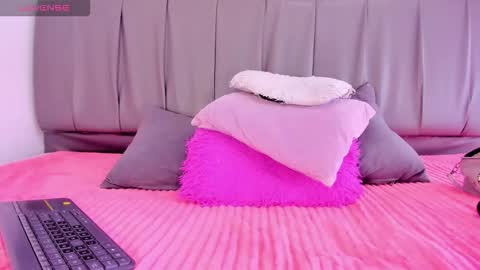 Cherlyn online show from September 2025 04:19:02 PM