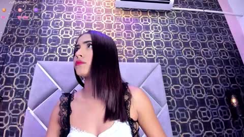 Cherry online show from November 2025 01:38:01 AM