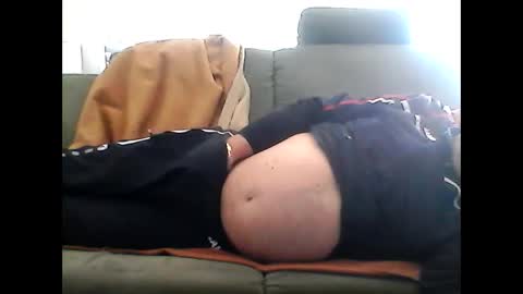 Snapshot of cheesy4444 chatting on January 2025 11:24:01 AM Tom online show from January 2025 11:24:01 AM