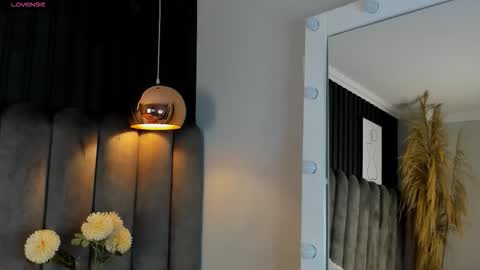 chelsea_bolton_ online show from October 2025 12:18:02 PM