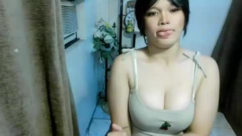 Snapshot of chennybbgirl chatting on September 2025 03:02:01 PM chenny online show from September 2025 03:02:01 PM