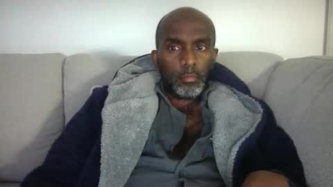 chenthu1979 online show from April 2026 11:31:02 AM