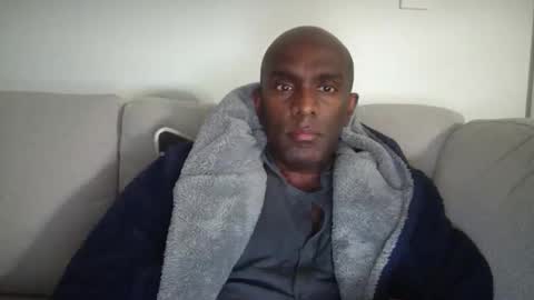 chenthu1979 online show from April 2026 11:23:01 AM