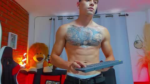 Snapshot of chepe_fit chatting on September 2025 07:48:01 PM chepe vause online show from September 2025 07:48:01 PM