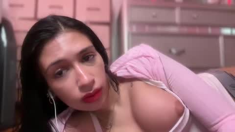 Snapshot of cherliecarmen chatting on January 2025 04:33:01 PM cherliecarmen online show from January 2025 04:33:01 PM