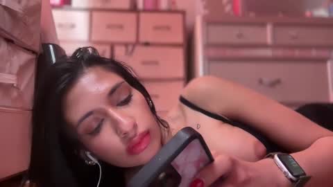 Snapshot of cherliecarmen chatting on March 2025 09:05:02 PM cherliecarmen online show from March 2025 09:05:02 PM
