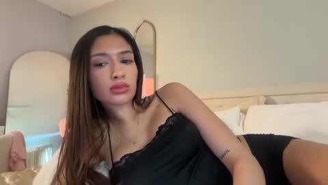 cherliecarmen online show from April 2026 07:49:01 PM