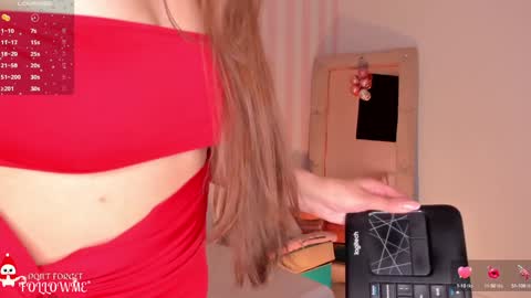 Snapshot of cherry_blond_ chatting on December 2024 12:12:02 AM Cherry online show from December 2024 12:12:02 AM