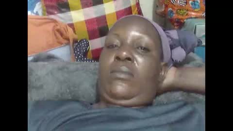 cherry_cherry2 online show from December 2025 03:00:02 AM