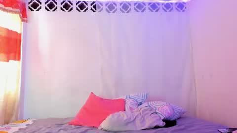 hot cherry and tasty chocolate online show from June 2026 07:13:01 PM