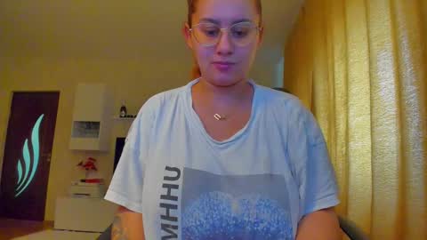 mayra online show from December 2025 08:44:01 AM