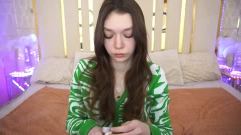 Snapshot of cherry_wipe chatting on December 2024 06:54:02 AM Cherry Wipe online show from December 2024 06:54:02 AM