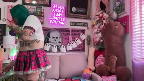 CherryBombBomb online show from October 2025 07:54:02 PM