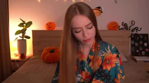 Alisha online show from October 2025 09:44:01 PM