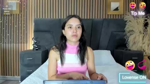 Cherry online show from December 2025 01:40:02 PM