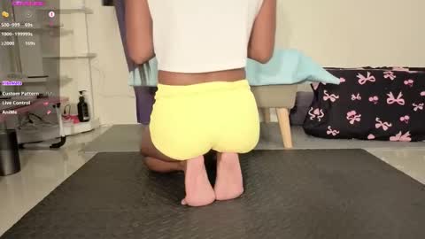 Snapshot of cherrycreme chatting on October 2025 02:23:02 AM Cherry online show from October 2025 02:23:02 AM