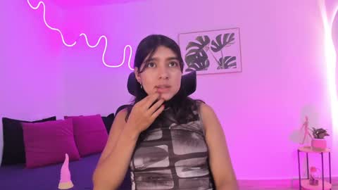 C H E R R Y online show from September 2025 12:07:01 PM