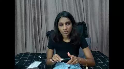 leah online show from December 2024 11:28:01 AM