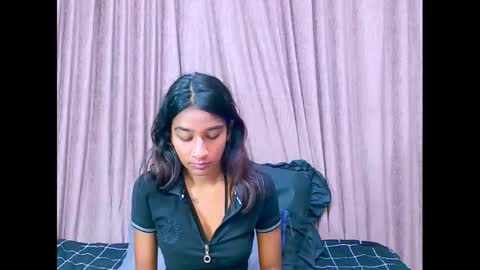 leah online show from December 2024 05:20:01 AM