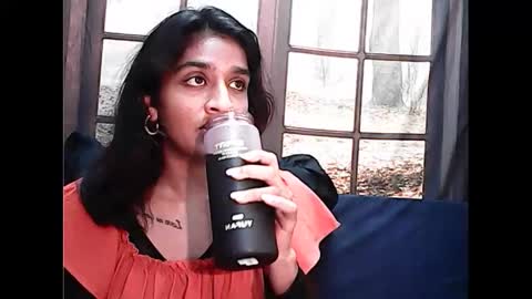 leah online show from February 2025 06:35:01 AM