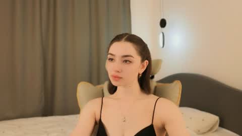 Kate3 online show from June 2026 07:22:02 PM