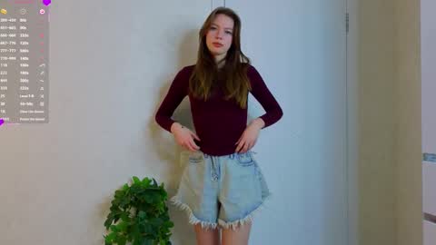 Snapshot of cherrymira chatting on February 2026 05:46:02 PM Loise online show from February 2026 05:46:02 PM