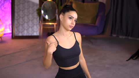 Selena online show from January 2025 07:55:01 PM