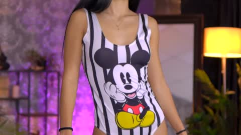 Selena online show from January 2025 08:10:02 PM