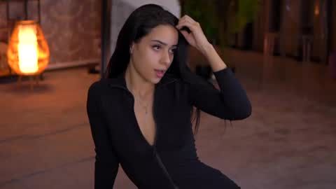 Selena online show from March 2025 09:51:02 PM