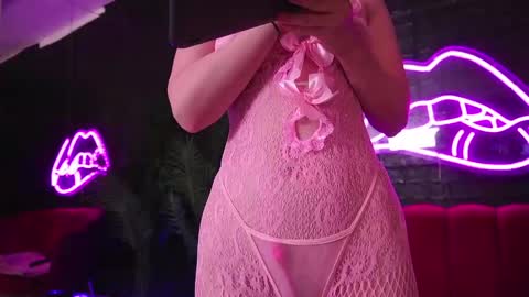 cherrysinn online show from April 2026 09:39:33 PM