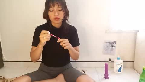 Cherry  online show from December 2024 09:48:01 PM