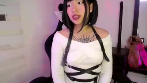 Cherry  online show from February 2025 04:04:02 AM