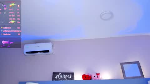 cheryelfox online show from March 2025 11:46:01 PM