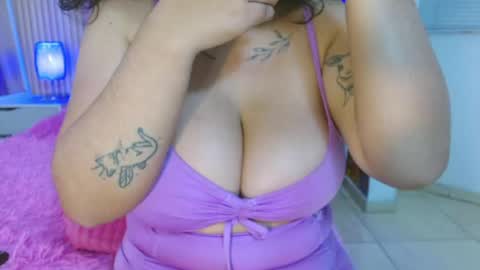 Snapshot of cheryl_hs chatting on May 2026 04:41:02 AM Cheryl online show from May 2026 04:41:02 AM