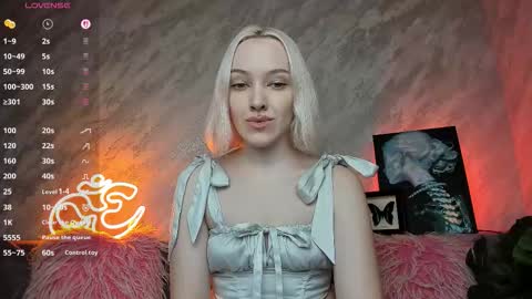 Cheryl online show from March 2026 09:21:02 PM